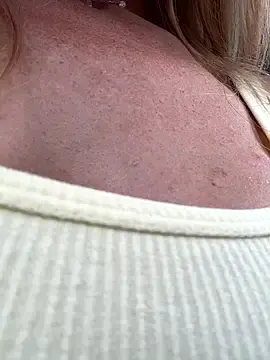 Stripchat Adult Webcam of LavenderHot