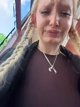 Stripchat Watch Live Sex Cams of Mila_NoRules