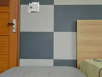 Stripchat Free Porn Cam of Kiera_Thomas