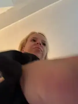 Stripchat Live Porn of LikaCat