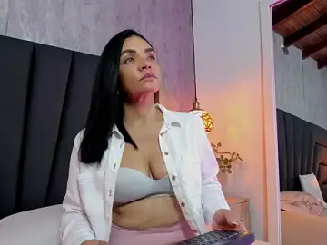 Stripchat Best live sex cam show of Longina_