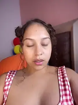 Stripchat Watch Live Sex Cams of Shara_dreams