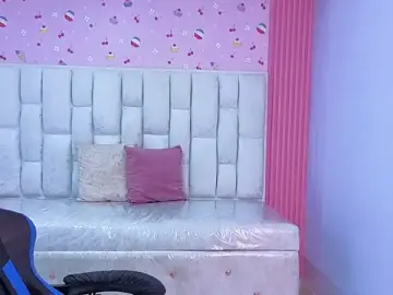 Stripchat Free Porn Cam of sarita_09_s