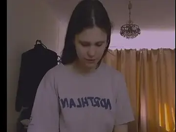 Stripchat Live Sex Cam of Lunliss