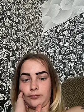 Stripchat Live Sex Cam of Barbika19