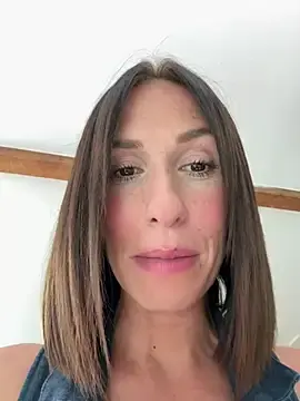 Stripchat Live Porn of lola_tentatiion