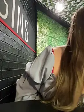 Stripchat Watch Live Sex Cams of PumaShyXD