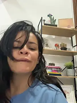Stripchat Sex Cam of Dr_Nathalia_28