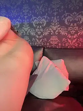 Stripchat Live Porn of EvangelineLove_