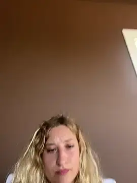 Stripchat Free Live Porn of MileySummer