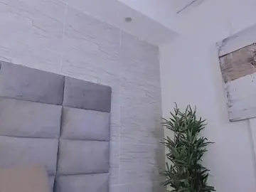 Stripchat Nude Webcam of lea_walkerr