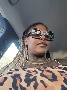 Stripchat Free Porn Cam of DarkDea