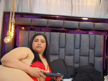 Stripchat Nude Webcam of Karina_Mendoza