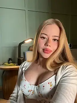 Stripchat Adult Video Chat of curchez_
