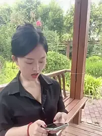 Stripchat Live Sex Cam of lylxili