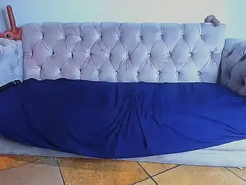 Stripchat Live Sex of CreamyCurves