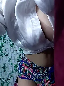 Stripchat Live Sex Cam of LovelyAuspices
