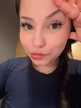 Stripchat Sex Cam of Chloe__Moon
