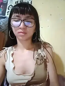 Stripchat Live Porn of Ema_01