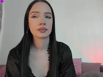 Stripchat Sex Cam of flora_off