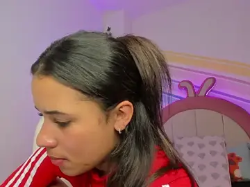 Stripchat Free Live Porn of Camila_Smith_20