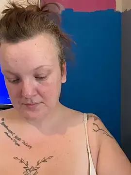 Stripchat Live Sex of busty-bella1