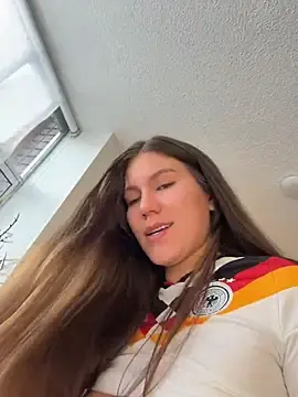 Stripchat Watch Live Sex Cams of AmelieLaurent_