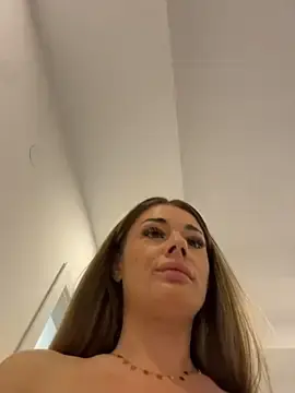 Stripchat Free Live Porn of IsabellaEtthan