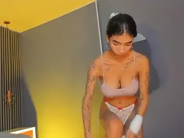 Stripchat Free Live Porn of LauraAristizabal
