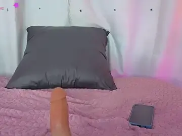 Stripchat Live Sex Cam of Jessi_Walker