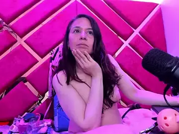 Stripchat Adult Webcams of Kylie_Bloom