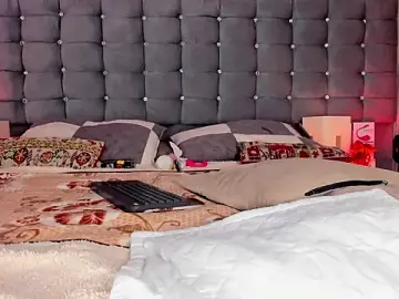 Stripchat Watch Live Sex Cams of Poacahontasfg
