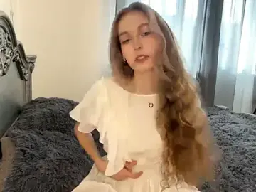 Stripchat Free Live Porn of ShyandSkinnyAlice