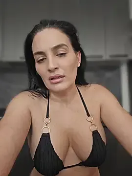 Stripchat Live Porn of AnaFoxxy