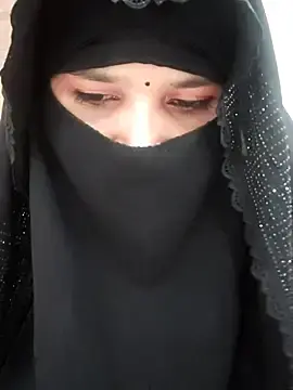 Stripchat Free Live Porn of Lovely_Ayesha-
