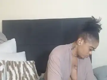 Stripchat Free Live Porn of TyraHotxxxx