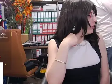 Stripchat Adult Webcams of classyladyrellax