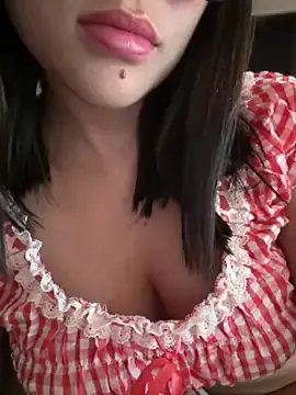 Stripchat Live Sex Cam of HannaBeckett