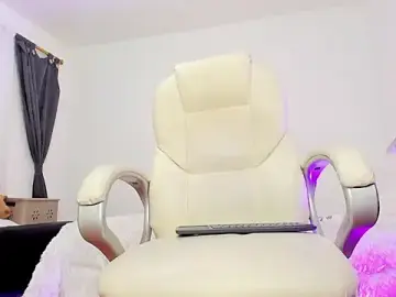 Stripchat Free Live Porn of ashanty_b5