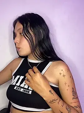 Stripchat Watch Live Sex Cams of NIKA530