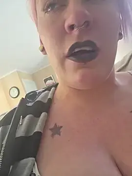 Stripchat Adult Webcams of PinkTheHawk