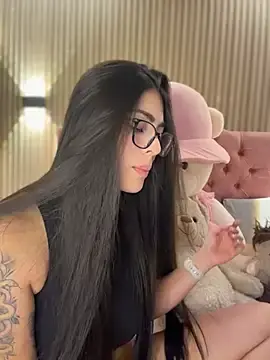 Stripchat Watch Live Sex Cams of Sarasanders_4