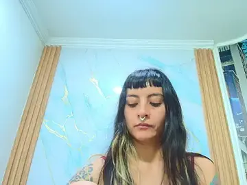 Stripchat Adult Video Chat of Naughty_Kittenm