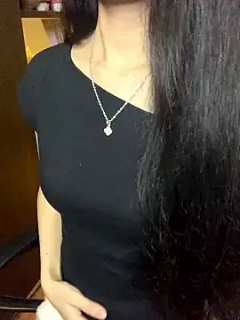 Stripchat Sex Cam of Nhinhi18