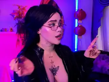 Stripchat Sex Cam of albaismynameX