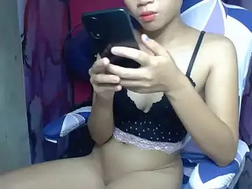 Stripchat Live Sex Cam of Naughty_Boobies