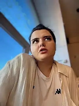 Stripchat Free Porn Cam of NikaMur