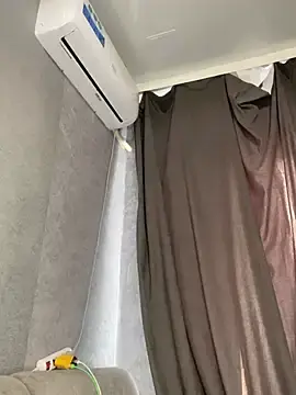 Stripchat Live Porn of Lola_Hale
