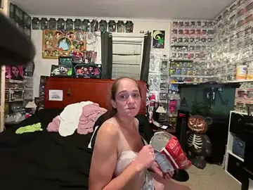Stripchat Free Live Porn of saralaw22