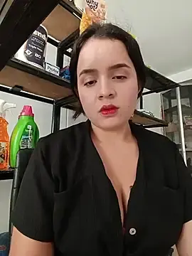 Stripchat Adult Webcam of Julieth_hot-69